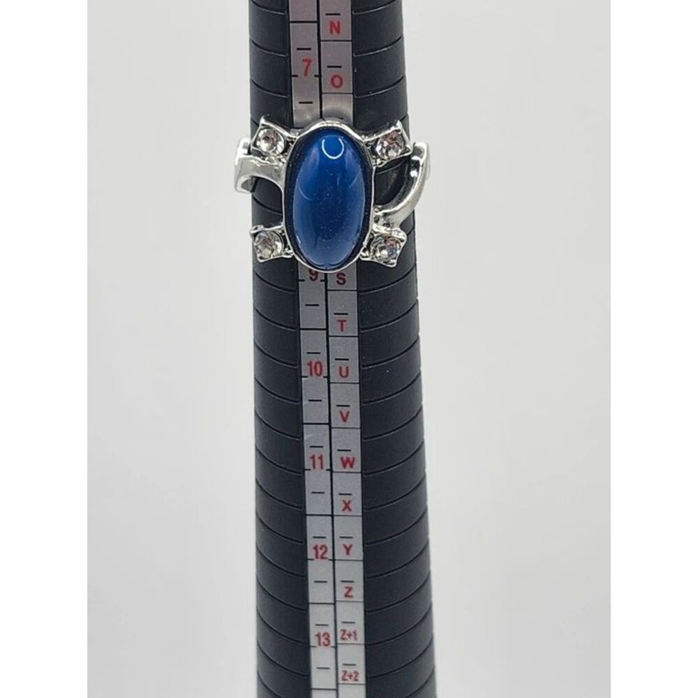Size 8 ring